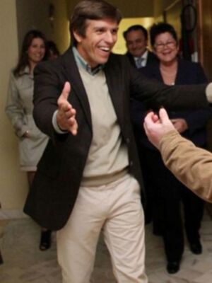 El cordobés y su mujer, dos personas solidarias, el presentó un festival para niños discapacitados y ella ha colaborado en el rastrillo   