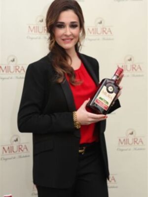 Viki Berrocal, estrena nueva imagen con doce kilos menos y debuta como modelo publicitaria