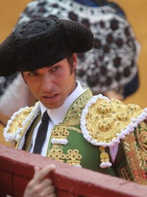 El abrazo de Fran Rivera y Cayetano en la maestranza