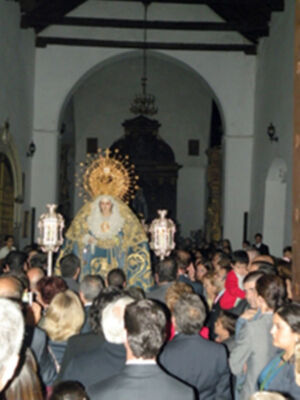 Solemne Procesión de subida de los titulares de la Hermandad de la Vera-cruz de Alcalá del Río (Sevilla)