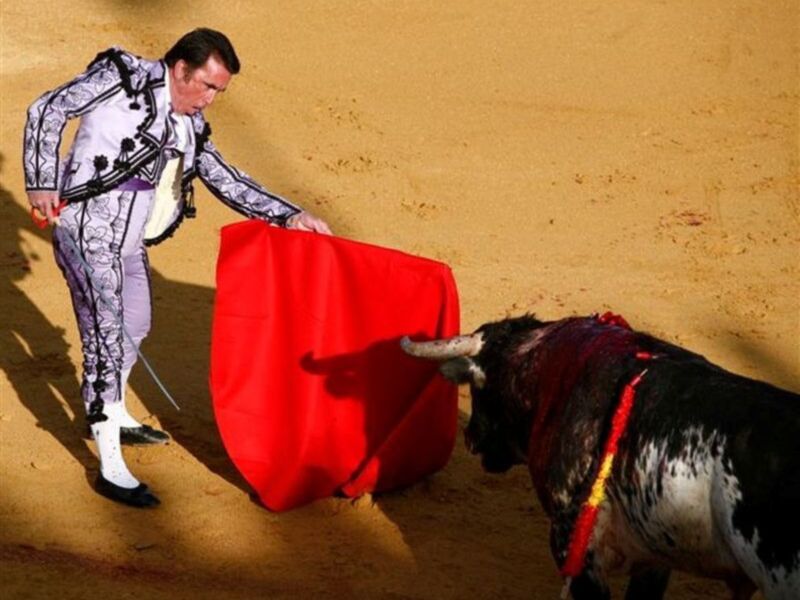 Ortega Cano operado del pie