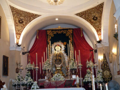 Altar y cultos en la capilla del Carmen de Calatrava (Sevilla)‏