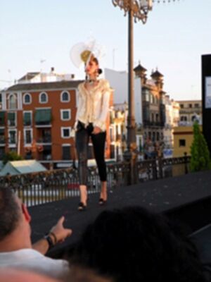 Moda sobre puente de Triana