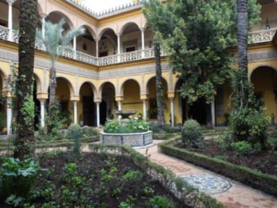 La Duquesa Alba confirma en un comunicado que se casara en Sevilla a primeros de octubre