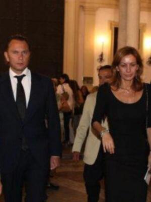 Duquesa de Alba y Carmen Tello en la misa del funeral de la madre de Julio Aparicio