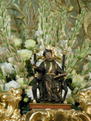 Espectacular altar de cultos de Triduo en honor a María Stma. de las Angustias Coronada de Alcalá del Río&#8207;