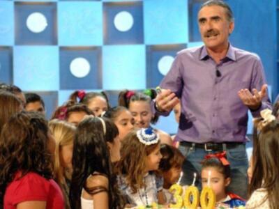 Juan y Medio con menuda noche celebra sus 300 programas en antena como líder de audiencia en su franja de emisión.