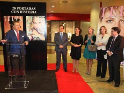 Patricia rato amadrina una exposición en Sevilla
