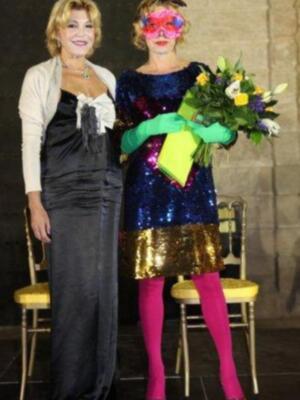 Fiesta de gala y mascaras en los Reales Alcázares de Sevilla  