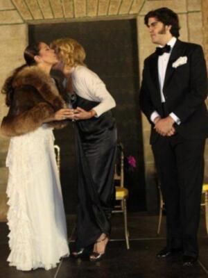 Fiesta de gala y mascaras en los Reales Alcázares de Sevilla  