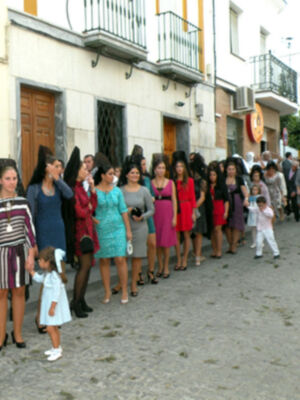 Extraordinaria Procesión de Ntra. Sra. d e los Dolores Coronada de Alcalá del Río