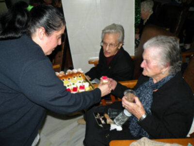Santa Misa de Navidad, en la Residencia de Mayores, asistida, Virgen de las Angustias de Alcalá del Río.