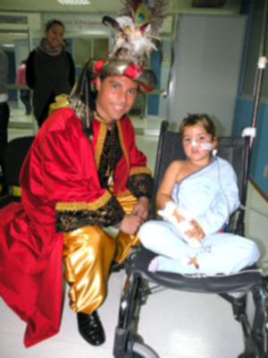 El cartero Real visito el Hospital Macarena.