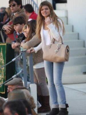 Eva González fue a la plaza a ver torear a su novio Cayetano 