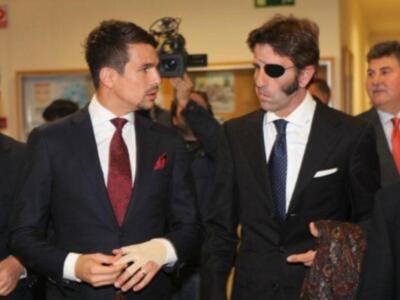 Juan José Padilla premiado ante su vuelta a los ruedos