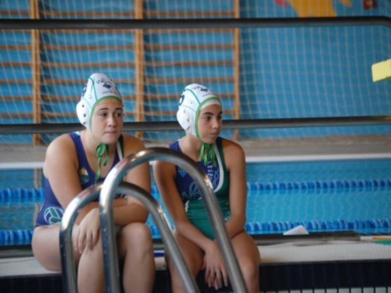 Las promesas del C.W. Dos Hermanas-EMASESA golpean primero en la lucha por el título de la Liga Andaluza femenina