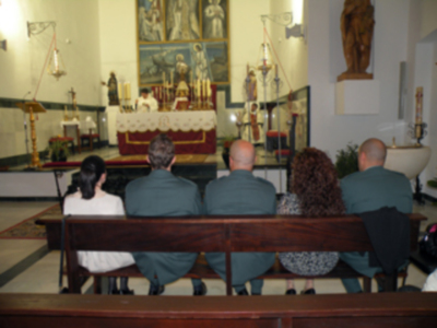 En la Parroquia de San Pio X  de Viar, perteneciente a la pedanía de Alcalá del Río,  se confirmaron espiritualmente varios agentes de la guardia civil.