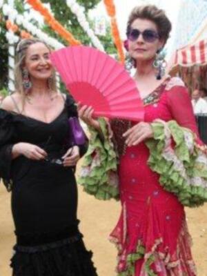 Numerosos personajes conocidos en Feria de Sevilla 2012