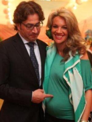 Numerosos personajes conocidos en Feria de Sevilla 2012