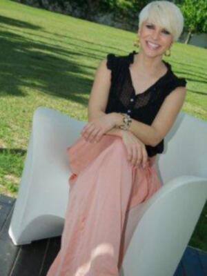 Pastora Soler recibe el apoyo de sus compañeros antes de marcharse a eurovisión el 26 de mayo