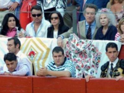 La duquesa de Alba reanuda su vida en Sevilla tras la luna de miel