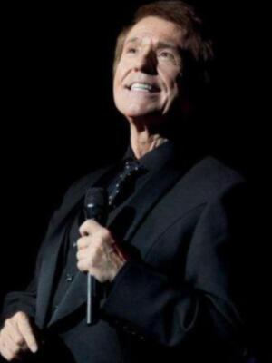 Raphael en Sevilla ante 1.800 espectadores 