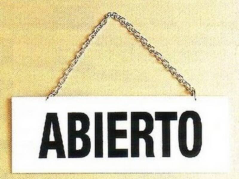 Misas de verano en URBASUR (La Redondéla - Isla Cristina) (Huelva), un año más han vuelto a la Plaza de la Paz y la Concordia la Santa Eucaristía, cada sábado a las 20:30 horas.