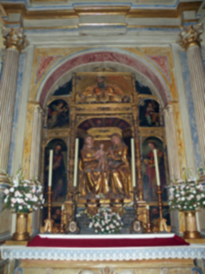 Retablo de Santa Ana del Siglo XVI en la parroquia de Alcalá del Río.