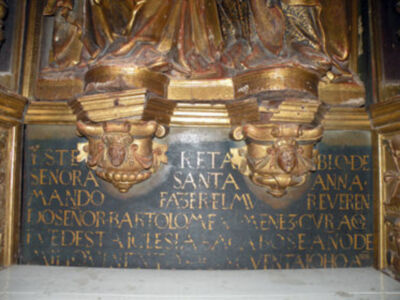 Retablo de Santa Ana del Siglo XVI en la parroquia de Alcalá del Río.