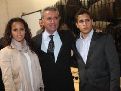 José Fernando recibe un millón de euros, herencia de Rocío Jurado de mano de su padre Ortega Cano