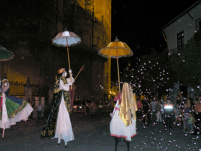 Sevilla.El Histórico Teatro Tascabile di Bérgamo en la Plaza del Triunfo.