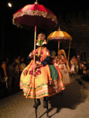 Sevilla.El Histórico Teatro Tascabile di Bérgamo en la Plaza del Triunfo.