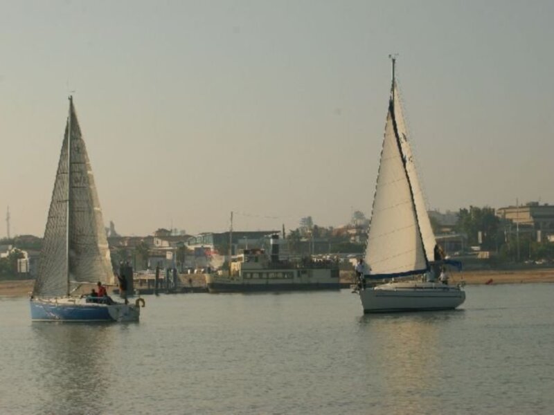 El XLVII Ascenso a vela del río Guadalquivir leva anclas