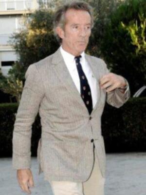 Amaia Salamanca y Rosauro Baro, cada día más cerca de la boda fotografiados junto al cura que casa a los famosos 