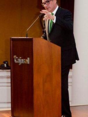 Carlos Herrera y Curro Romero ejercen de béticos