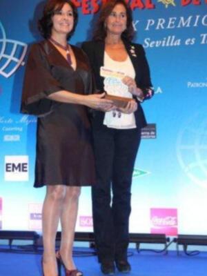 Eva González, la mejor mediadora entre la duquesa de Alba y los Rivera