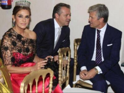 Luis Alfonso de Borbón y su esposa padrinos de la magnifica fiesta aniversario de la revista Escaparate en Sevilla