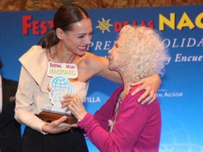 Eva González, la mejor mediadora entre la duquesa de Alba y los Rivera