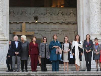La Reina anfitriona de las primeras damas iberoamericanas visitan Cádiz y Jerez