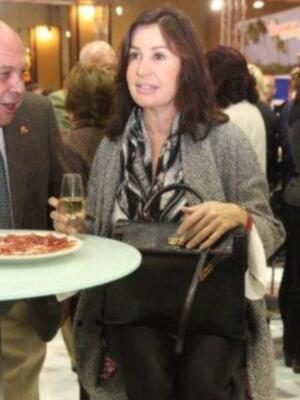 Carmen Martínez Bordiú inaugura el salón del caballo en Sevilla