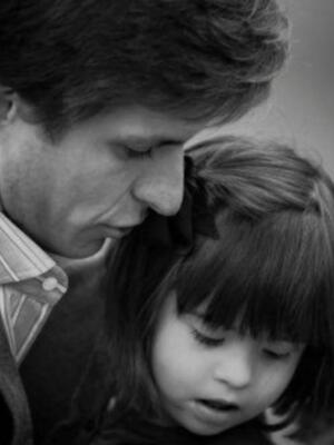 "El Juli" realiza un calendario solidario para niños con deficiencia mental