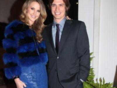 Alfonso Díez ejerce de duque de alba y entrega premio a Bo Derek