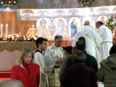 Sevilla. Misa del día de Reyes en la parroquia de Sta. María de las Flores de Sevilla.