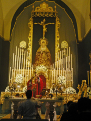 Provincia. Altar y culto de la Novena en honor de María. Stma. de las Angustias Coronada de la Hermandad de la Vera-cruz de Alcalá del Río 