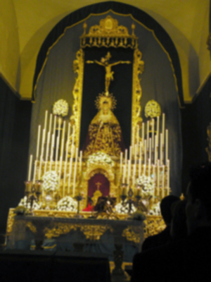 Provincia. Altar y culto de la Novena en honor de María. Stma. de las Angustias Coronada de la Hermandad de la Vera-cruz de Alcalá del Río 