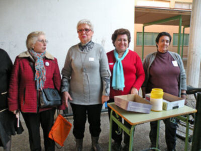 Sevilla. El colegio de Adulto (Ceper del polígono norte) celebro el día de la Paz.