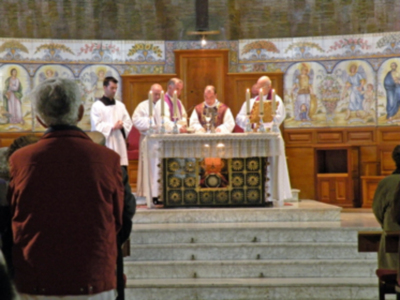 La Cuaresma comienza con el Miércoles de Ceniza en la Parroquia de Sta. María de las Flores y San Eugenio Papa de Sevilla. 