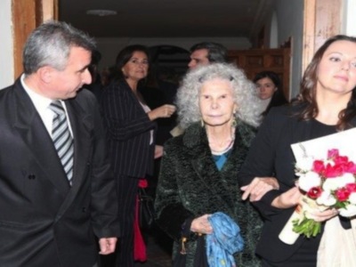 La duquesa de Alba, presidenta de honor de la fundación real academia de medicina y cirugía de Sevilla