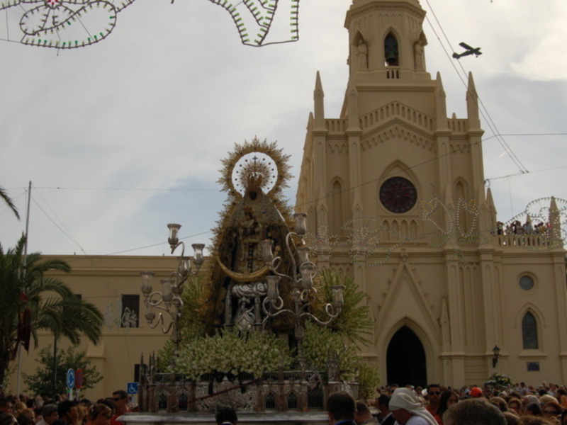 La Agencia Estatal de Seguridad Aérea no autoriza el vuelo de la avioneta para la Virgen de Regla 