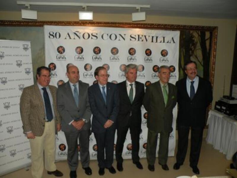 Sevilla .  Desayunos Reales con la Monarquía de la Ilusión.